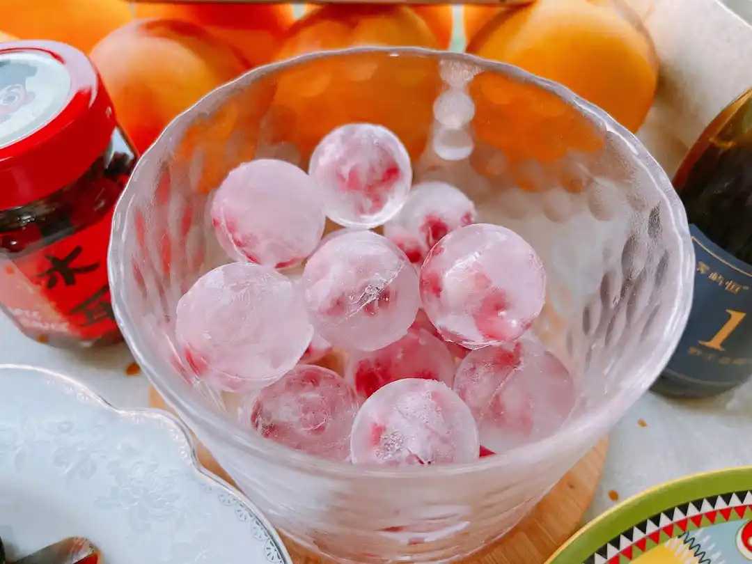 ?智能包裝新紀(jì)元：全自動(dòng)杯裝冰球生產(chǎn)線，賦能飲料企業(yè)高效量產(chǎn)