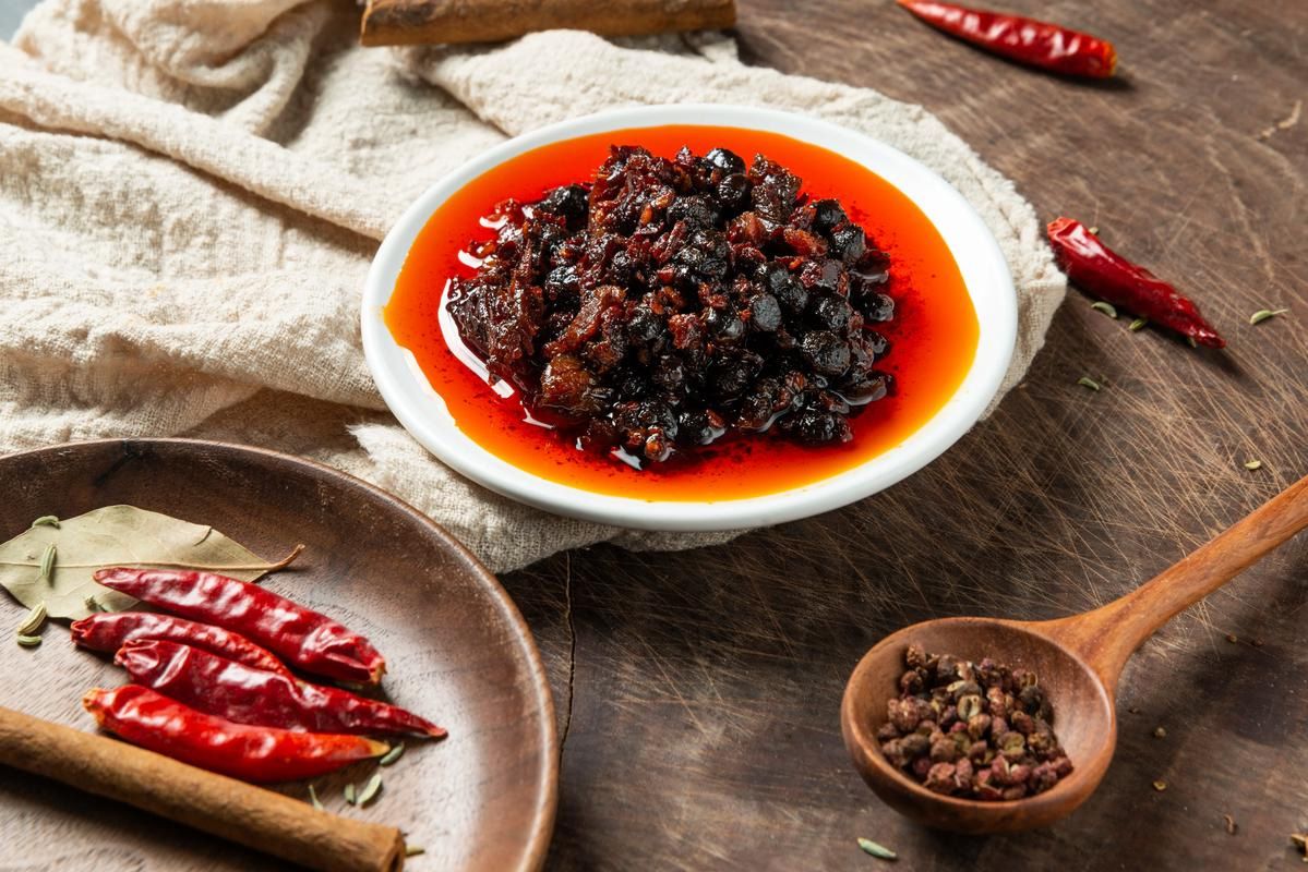 醬料與薯?xiàng)l同線(xiàn)生產(chǎn)？揭秘食品企業(yè)“柔性爆單”背后的智能包裝新引擎